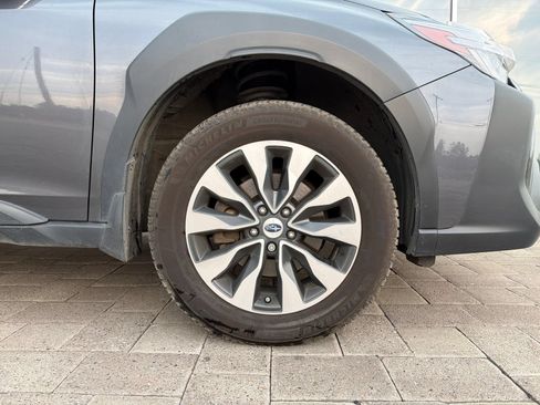 Used 2023 Subaru Outback Limited XT AWD/4WD image 8