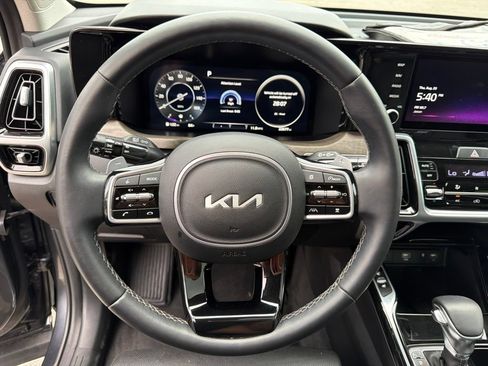 Used 2023 Kia Sorento SX Prestige AWD/4WD image 15