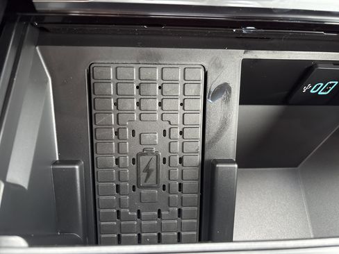 New 2026 Ford F250 Platinum image 33