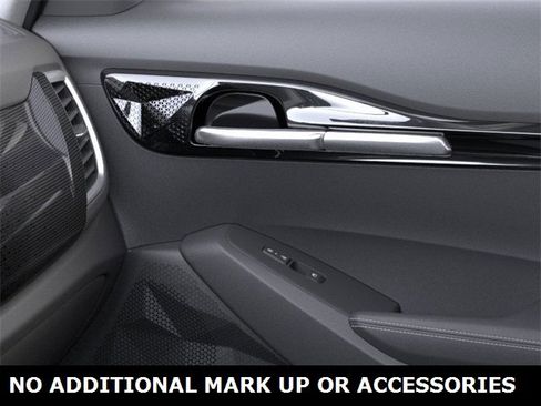 New 2026 Kia Seltos S image 25