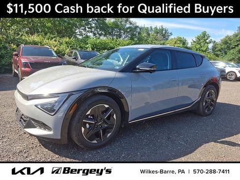 New 2025 Kia EV6 Wind image 1