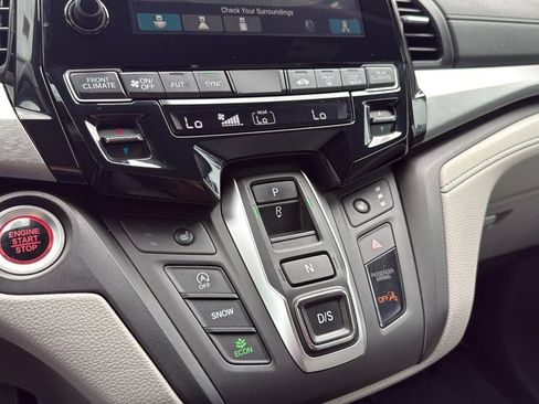 Used 2024 Honda Odyssey EX-L image 19
