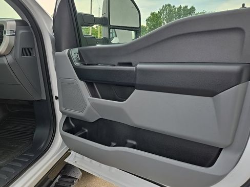 Used 2024 Ford F350 XL w/ FX4 Off-Road Package AWD/4WD image 78