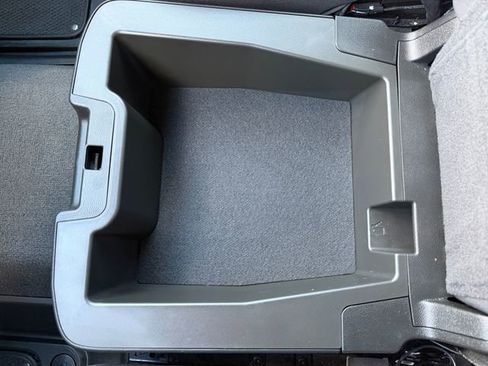 Used 2025 Chevrolet Silverado 1500 LT w/ Protection Package image 24