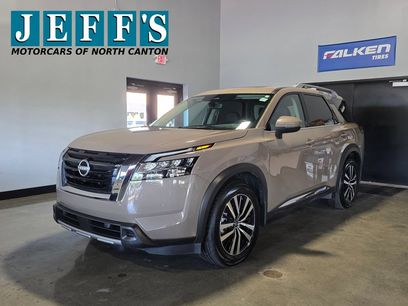Used 2023 Nissan Pathfinder Platinum