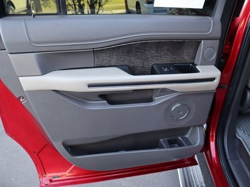 Certified 2019 Ford Expedition Max Limited w/ Driver Assistance Package image 29