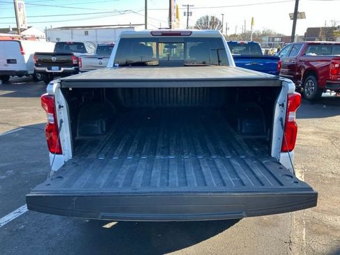 Certified 2021 Chevrolet Silverado 1500 LT Trail Boss w/ Convenience Package II image 7