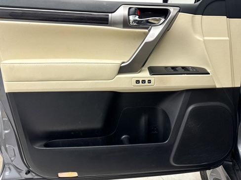 Used 2023 Lexus GX 460 Premium image 35