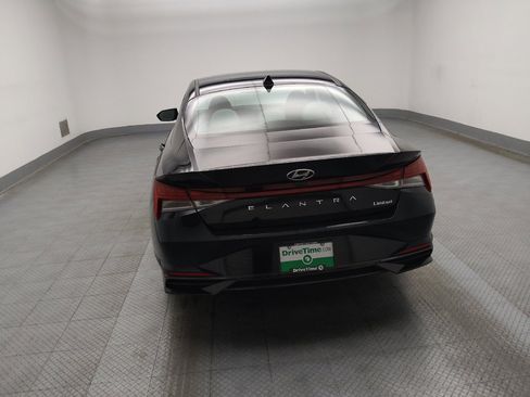 Used 2023 Hyundai Elantra Limited image 6