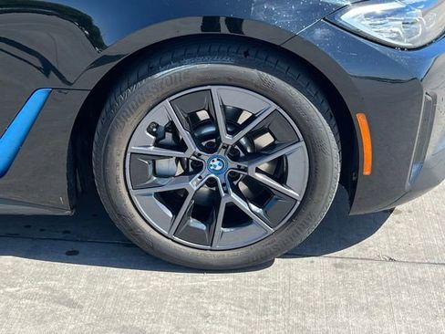 Used 2023 BMW i4 eDrive35 w/ Premium Package RWD image 9