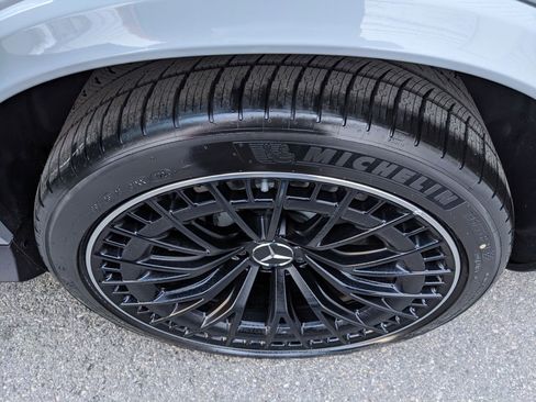 New 2025 Mercedes-Benz GLC 43 AMG 4MATIC image 15