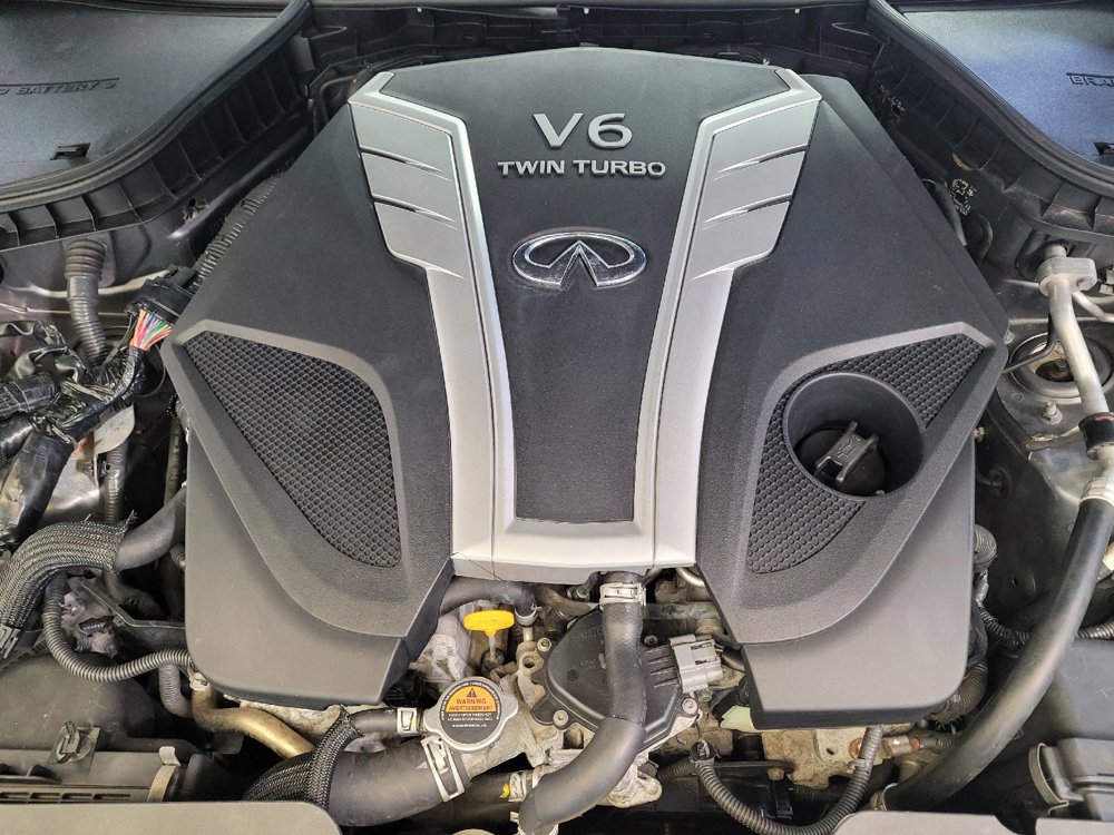 Used 2017 INFINITI Q50 Signature Edition w/ All Weather Package (L93) AWD/4WD image 30