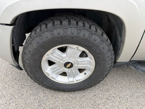 Used 2008 Chevrolet Avalanche LT w/ LT Preferred Equipment Group AWD/4WD image 17