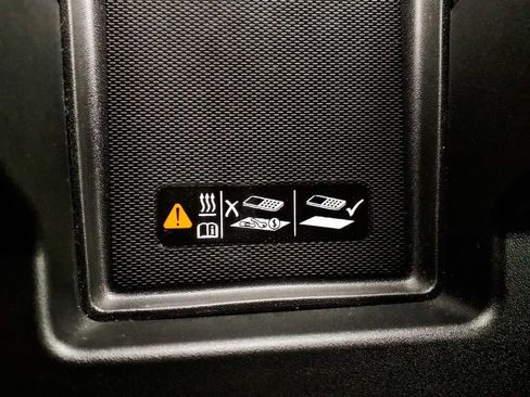 Used 2024 GMC Sierra 1500 Denali RWD image 25