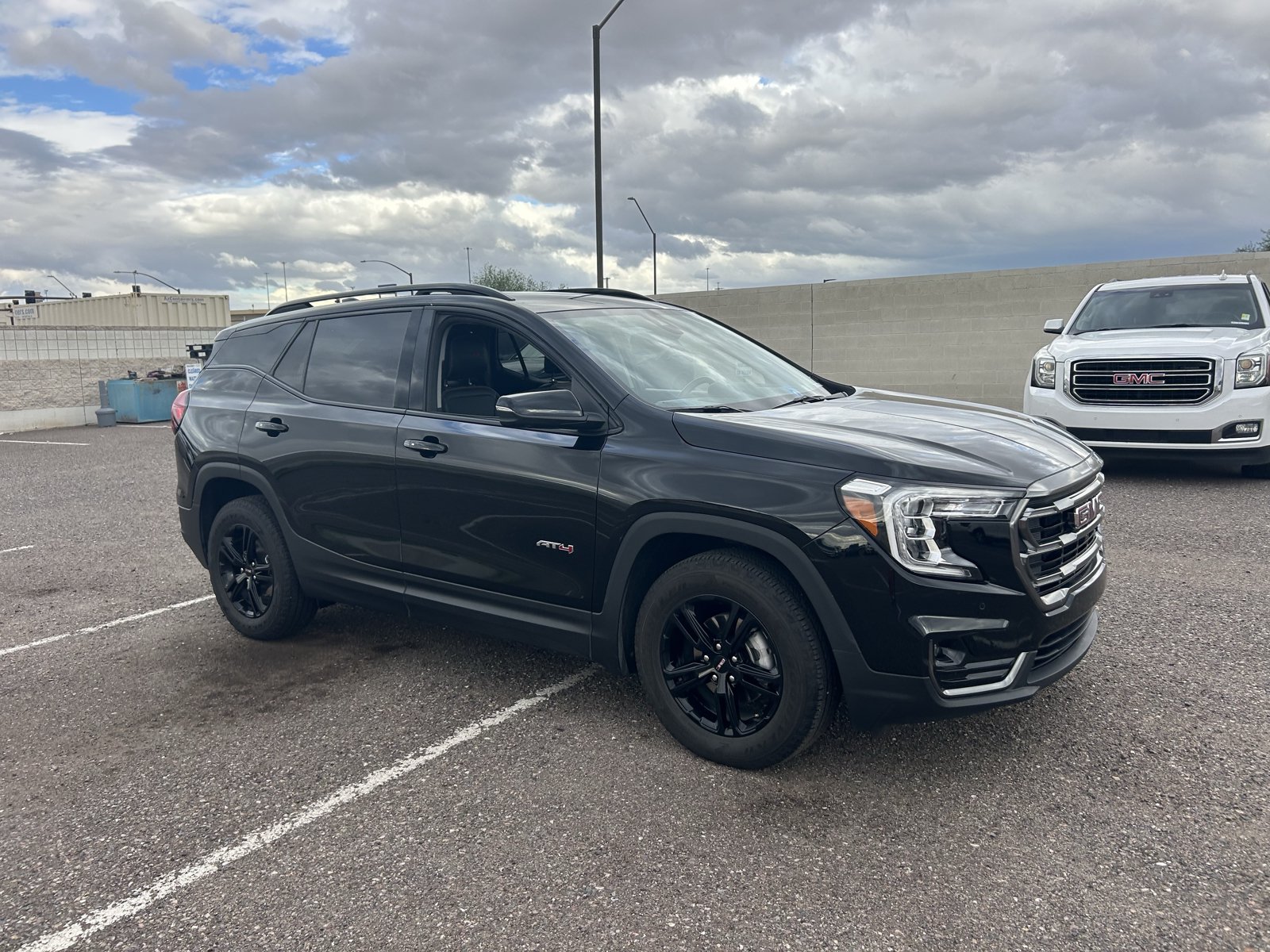 Used 2022 GMC Terrain AT4 w/ Infotainment Package II AWD/4WD image 7