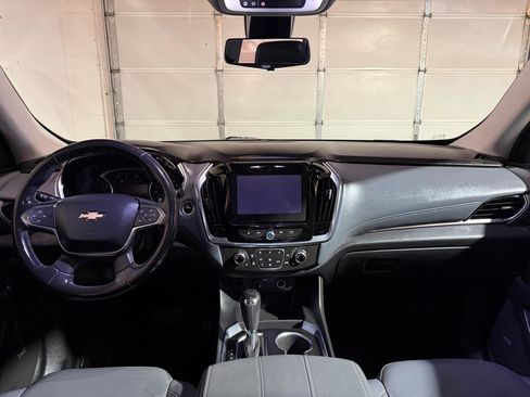 Used 2018 Chevrolet Traverse LT AWD/4WD image 16