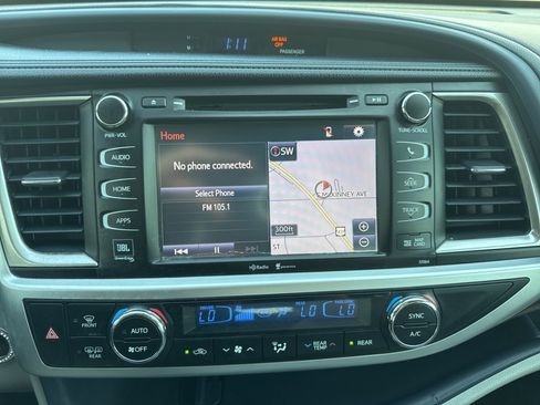 Used 2015 Toyota Highlander Limited image 44