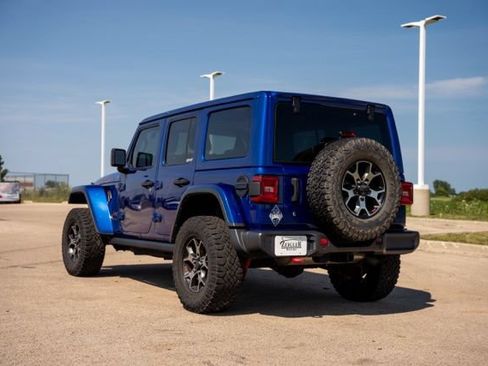 Used 2018 Jeep Wrangler Unlimited Rubicon w/ Dual Top Group AWD/4WD image 5
