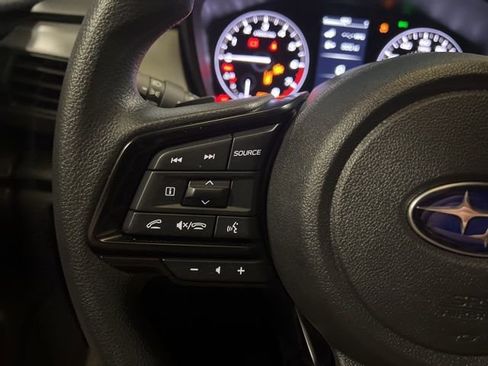 Used 2025 Subaru Crosstrek 2.0i Premium image 38