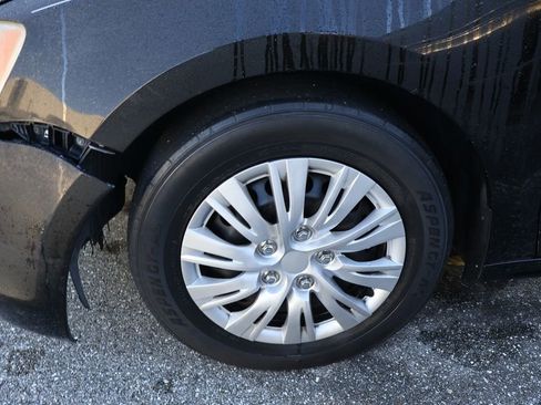 Used 2011 Volkswagen Jetta Sedan image 4