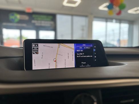 Used 2017 Lexus RX 350 AWD w/ Premium Package image 33