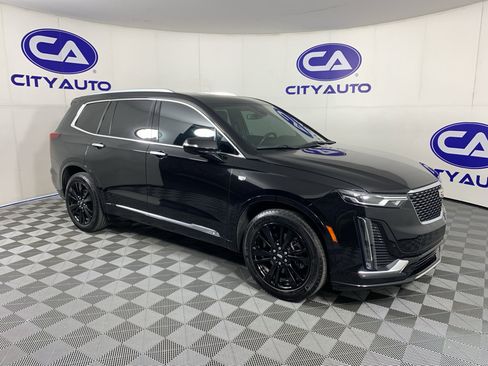 Used 2022 Cadillac XT6 Premium Luxury FWD image 1