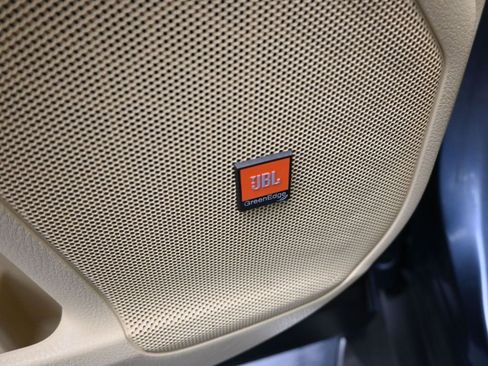 Certified 2019 Toyota Highlander Limited Platinum image 7