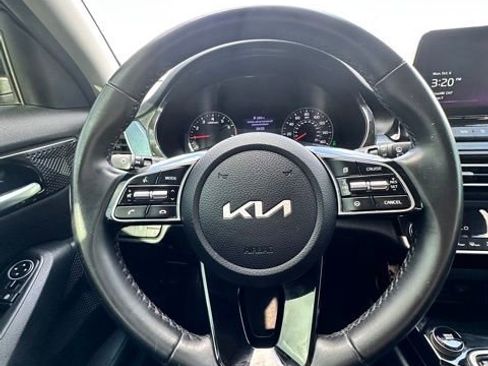 Used 2023 Kia Seltos Nightfall Edition image 16