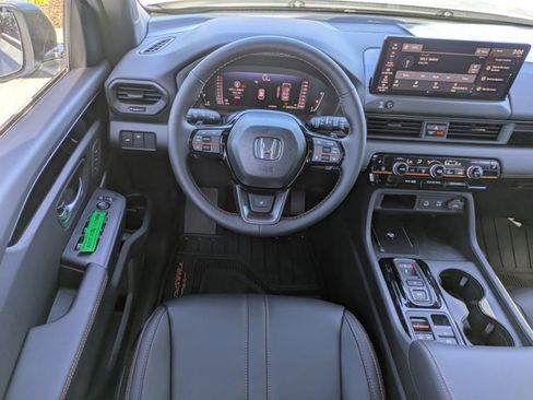 New 2026 Honda Pilot TrailSport image 15