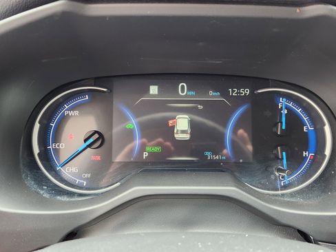 Certified 2025 Toyota RAV4 LE AWD/4WD image 13
