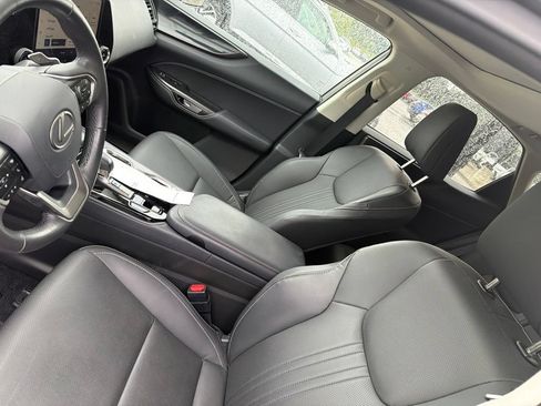 Used 2025 Lexus NX 250 FWD w/ Accessory Package (2T) image 21