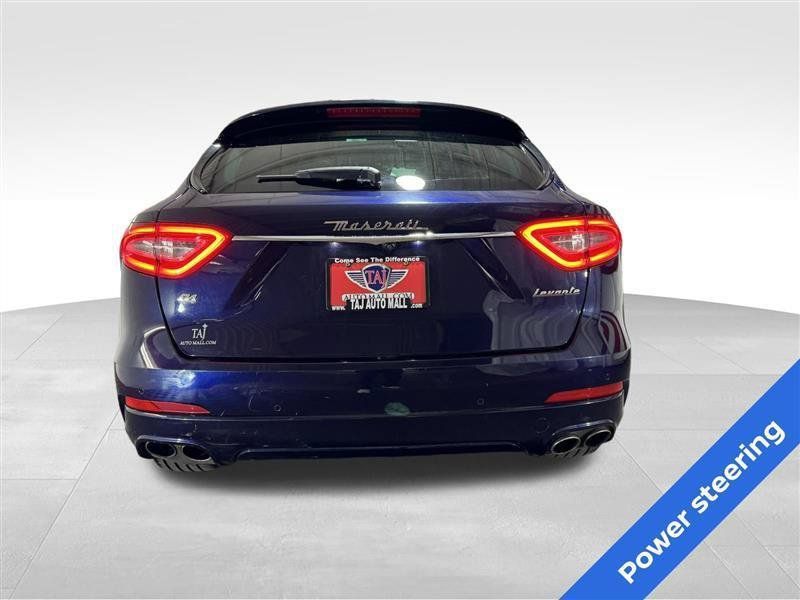 Used 2019 Maserati Levante AWD/4WD image 5