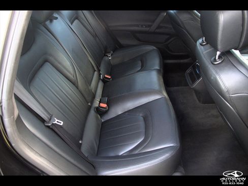 Used 2018 Maserati Quattroporte S image 36