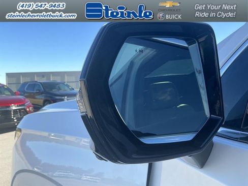 Used 2024 Cadillac Escalade Premium Luxury Platinum w/ Heavy-Duty Trailer Package image 14