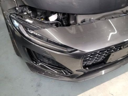 Used 2024 Jaguar F-TYPE Coupe AWD image 6