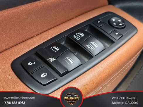 Used 2012 Jeep Grand Cherokee Overland Summit AWD/4WD image 24