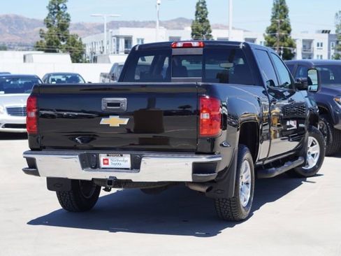 Used 2018 Chevrolet Silverado 1500 LT w/ All Star Edition AWD/4WD image 8