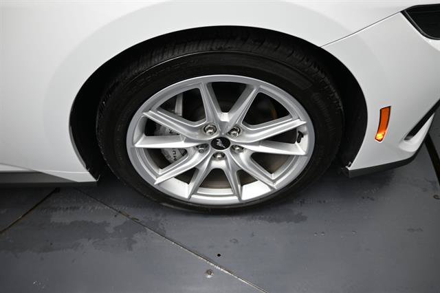 Used 2025 Ford Mustang GT Premium RWD image 21