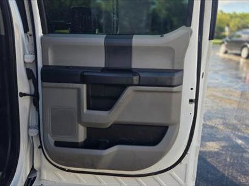 Used 2019 Ford F250 XL w/ Power Equipment Group image 17