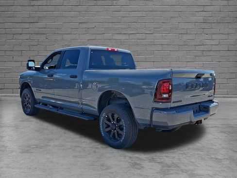 New 2026 RAM 2500 Big Horn AWD/4WD image 5