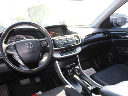 Used 2015 Honda Accord Sport image 18