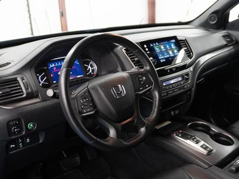 Certified 2023 Honda Passport EX-L image 3