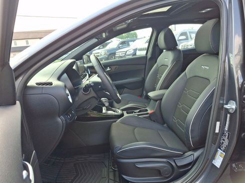 Used 2022 Kia Forte GT-Line w/ GT-Line Premium Package FWD image 13