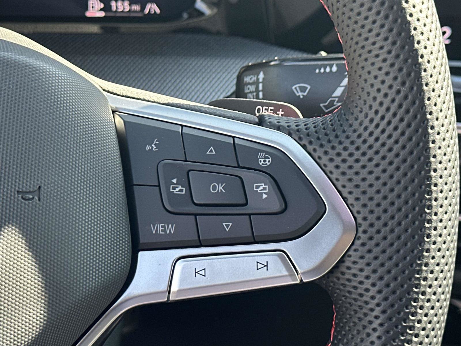 New 2026 Volkswagen GTI SE FWD image 9