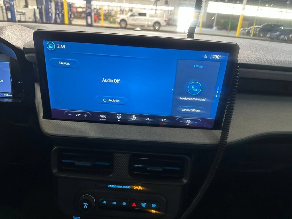 Used 2026 Ford Maverick XLT FWD image 2