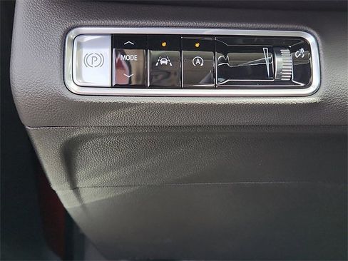 New 2025 Buick Envision Sport Touring image 22