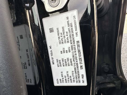 Used 2024 Tesla Model 3 Standard Range RWD image 17