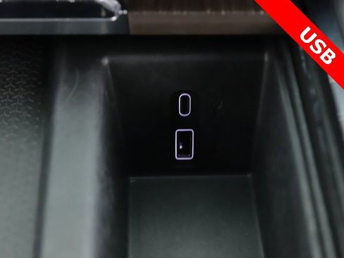 Used 2025 GMC Acadia Denali w/ LPO, Floor Liner Package image 26