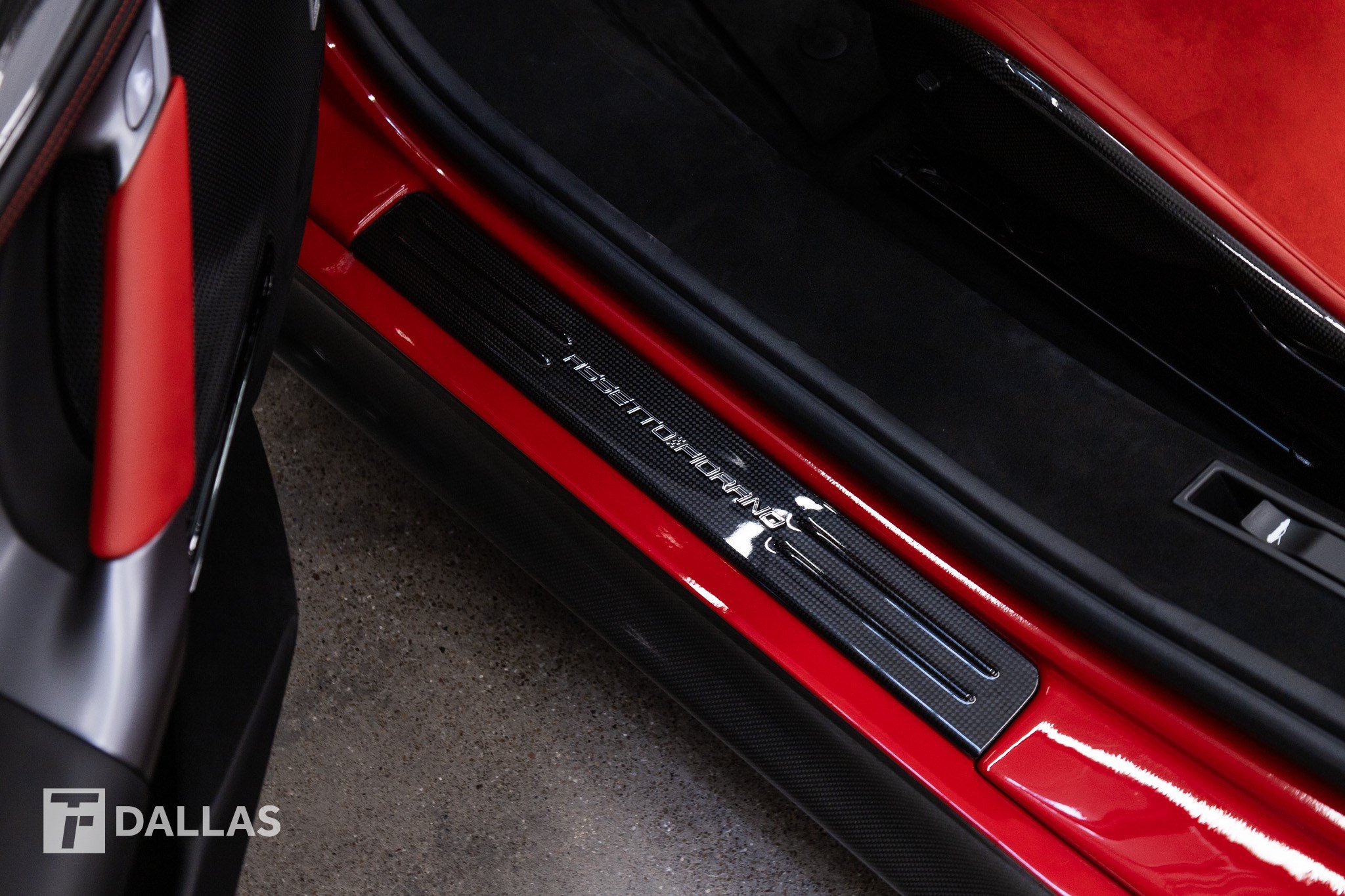 Used 2023 Ferrari SF90 Spider AWD/4WD image 29