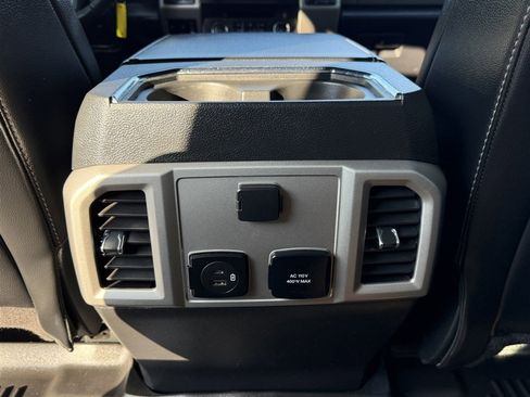 Used 2020 Ford F350 Lariat w/ Lariat Value Package image 29